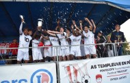 Remise des coupes du tournoi de foot de la pentecôte