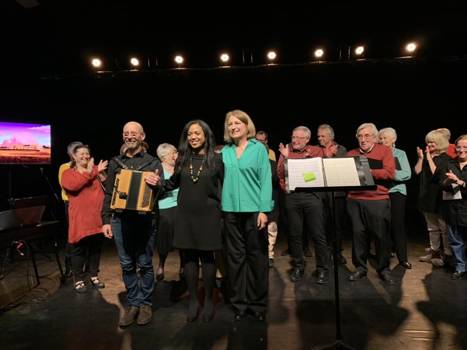 Après-midi chantant et musical au Petit Théâtre