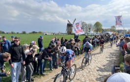 Passage du Paris-Roubaix à Templeuve-en-Pévèle !