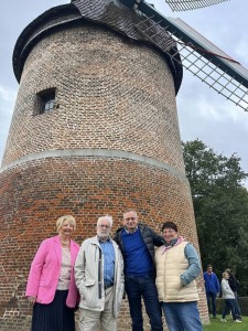 549705256_1221694966660393_5143337582195112416_n